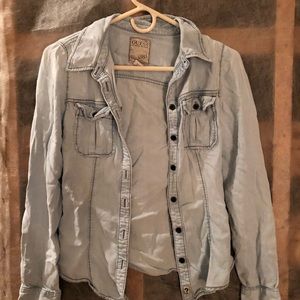 Guess button down shirt (XS)